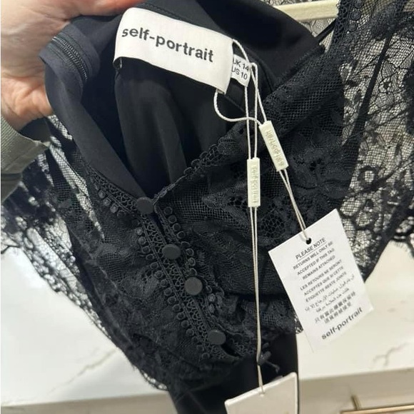 ❌SOLD❌Self Portrait black mason cape overlay dress, US size 10. NWT. - Picture 5 of 6